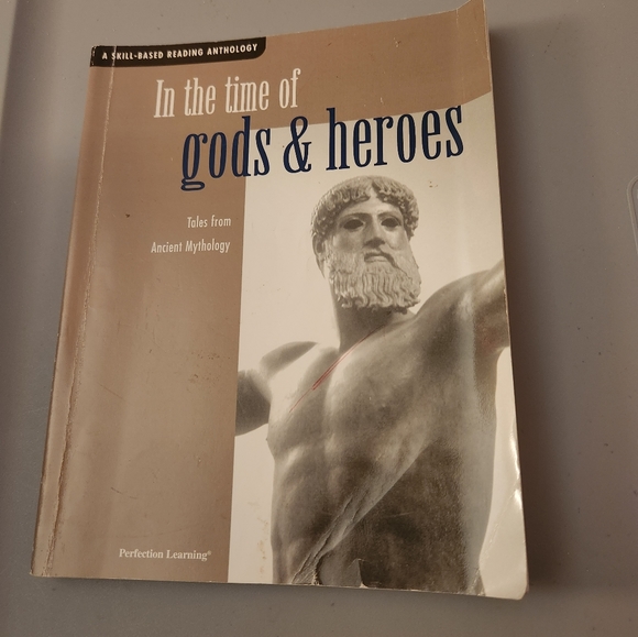 Book - teaching Greek Myths / bundle requirement - Picture 1 of 1